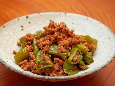 万願寺とうがらしと豚ミンチの味噌炒め煮